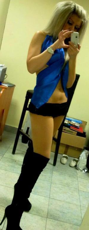 Looking for girls down to fuck? Sasha from North Carolina is your girl