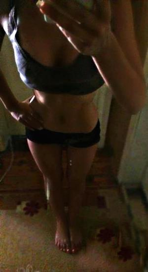Angelique from Kentucky is interested in nsa sex with a nice, young man