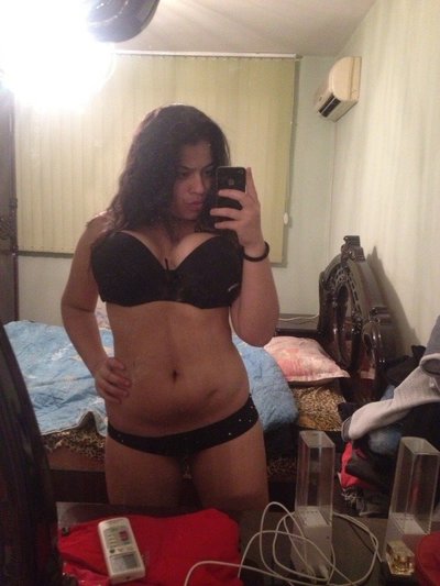 Joellen from Washington is looking for adult webcam chat