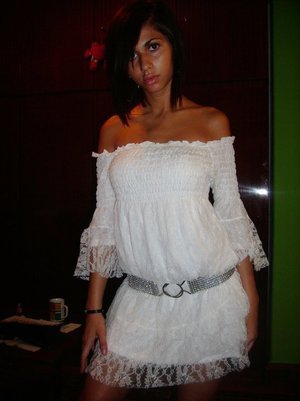 Escorts like Lexi are down to fuck you now!