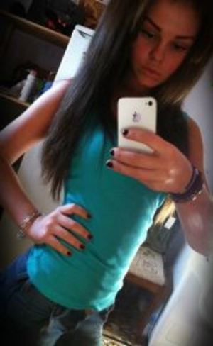 Cinthia is a cheater looking for a guy like you!