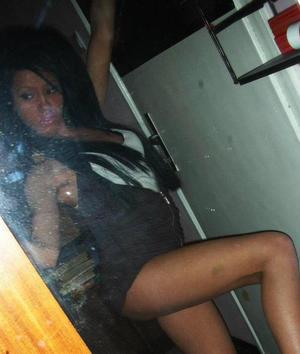 Looking for girls down to fuck? Darlene from Washington is your girl