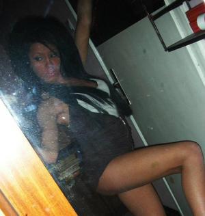 Looking for girls down to fuck? Laurel from Texas is your girl