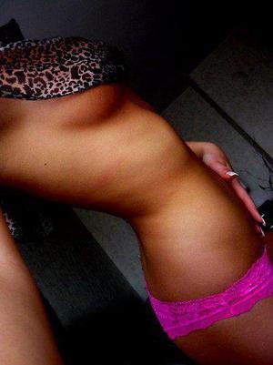 Meet local singles like Claire from Illinois who want to fuck tonight