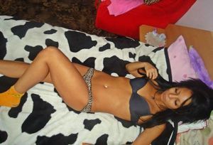 Esperanza is a cheater looking for a guy like you!