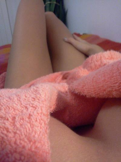 Looking for local cheaters? Take Lauryn from California home with you