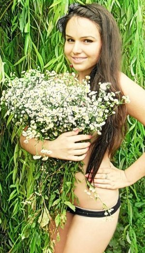 Cynthia from Nevada is looking for adult webcam chat