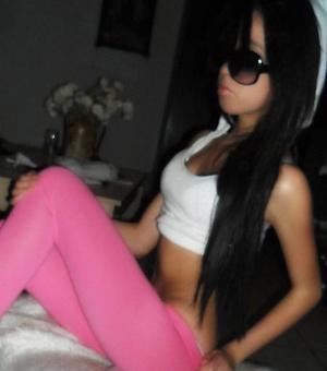 Looking for local cheaters? Take Aimee from Alabama home with you