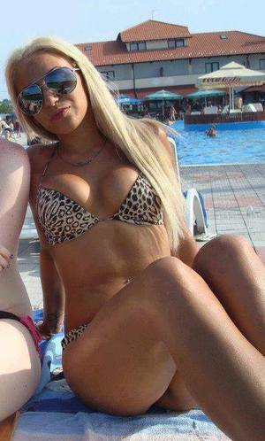 Destinee from Ontario is interested in nsa sex with a nice, young man